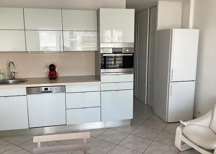 Le Tropique 2p Front De * Αντίμπ