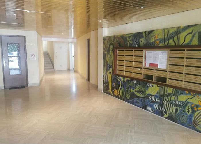 Le Tropique 2p Front De *